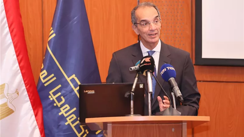 طلعت يعرب عن تطلعه للتعاون مع جامعات تكنولوجيا المعلومات والاتصالات الروسية
