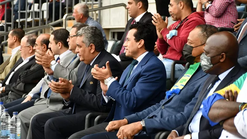وزير الرياضة يؤازر المنتخب في مباراته أمام الجابون باستاد برج العرب بالإسكندرية