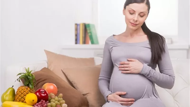 الأناناس.. فوائد لا تعد ولا تحصى للمرأة الحامل فى شهرها الأخير