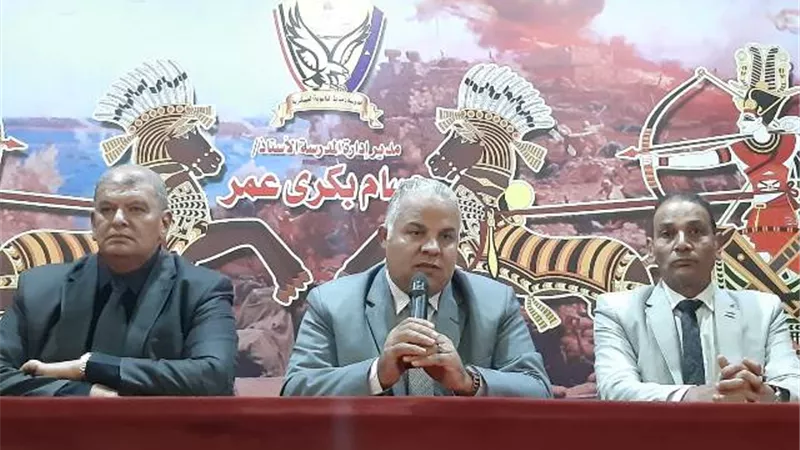وكيل تعليم دمياط يؤكد.. متابعة شرح المعلمين داخل الفصول