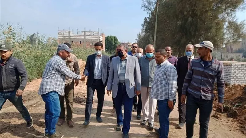 محافظ المنيا يوجه رؤساء المراكز المستهدفة بالمبادرة الرئاسية 