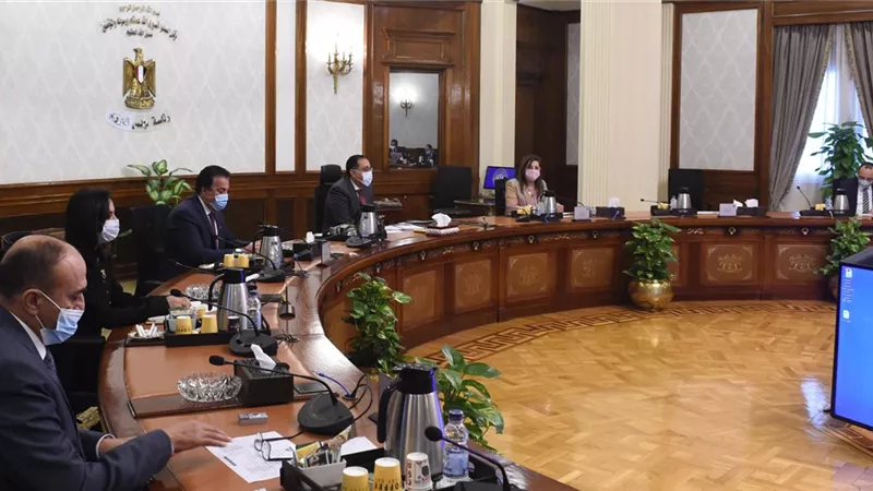 رئيس الوزراء يتابع الموقف التنفيذي للمشروع القومي لتنمية الأسرة