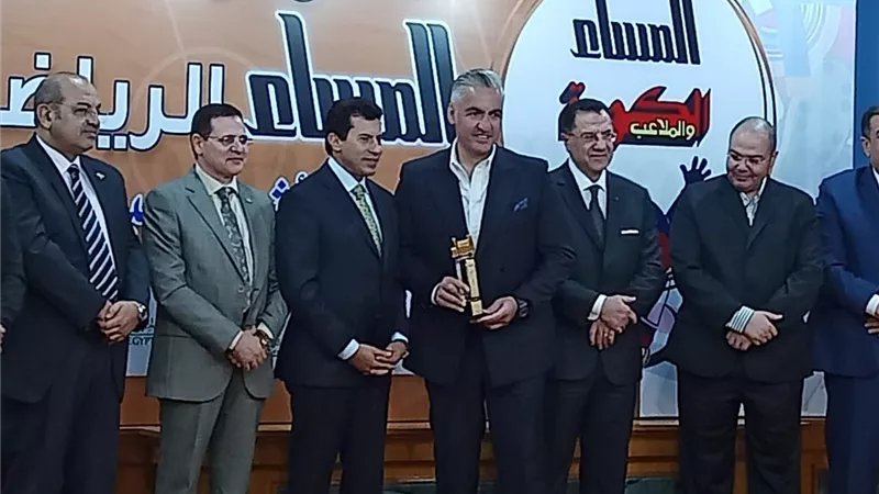 أوسكار المساء الرياضى.. سيف زاهر أفضل اعلامي رياضي لعام 2021