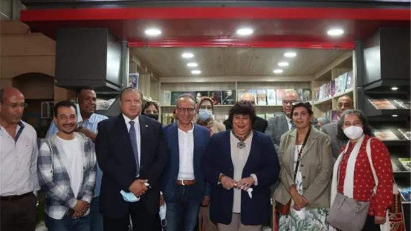 وزيرة الثقاقة تدشن اول منفذ ل 