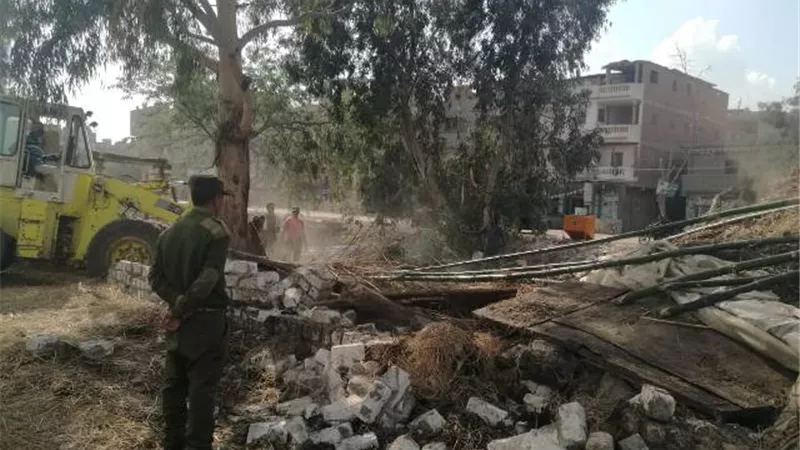 إزالة ٣١ حالة تعدى على أملاك الدولة بدمياط