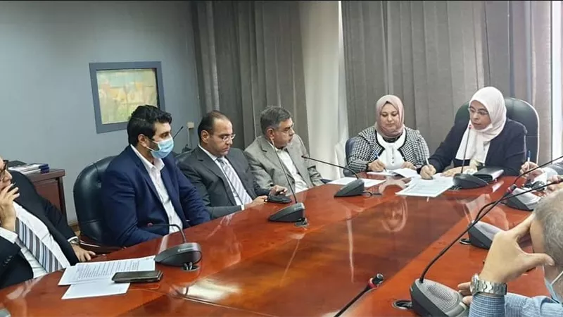 بالصور.. مستثمري العاشر من رمضان تبحث سبل تسهيل إجراءات دعم الصادرات مع الجهاز التنفيذى لصندوق تنمية الصادرات
