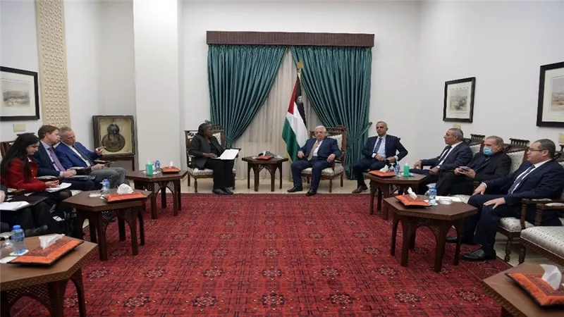 الرئيس الفلسطيني: لا نقبل تصنيف مؤسسات فلسطينية على أنها إرهابية