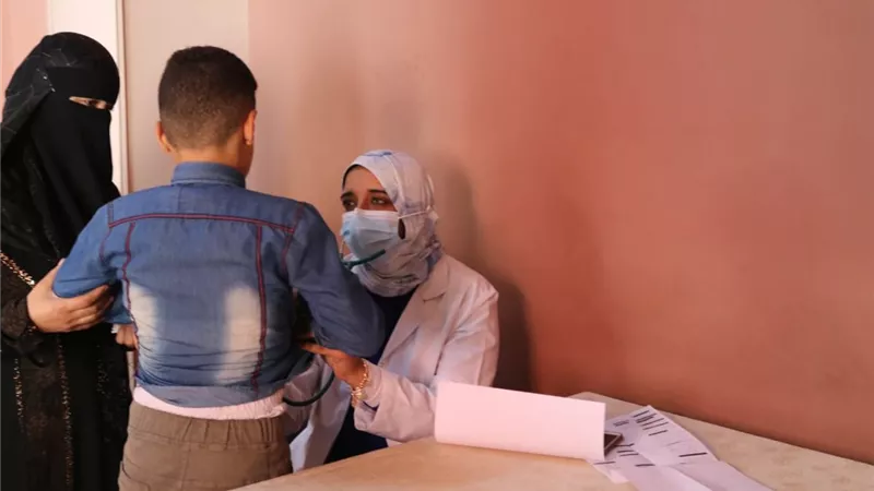 قافلة جامعة جنوب الوادي الصحيه تناظر 764 حالة بنجع قطية مركز نجع حمادي