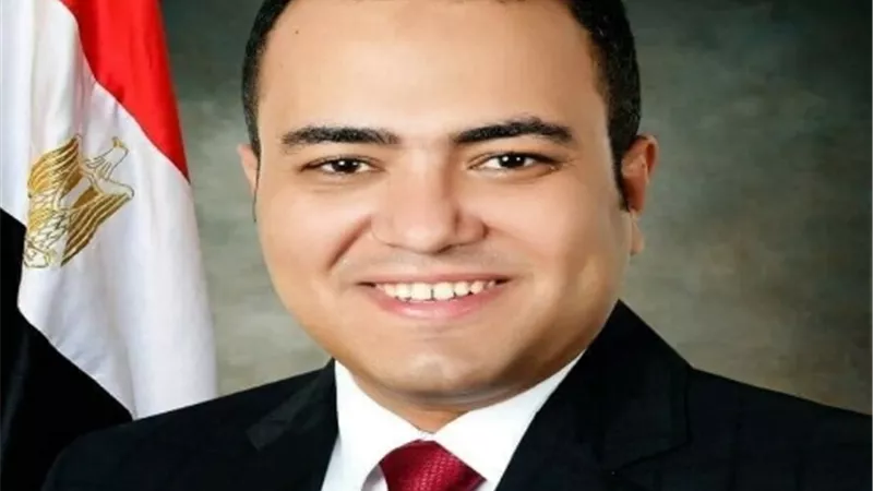 وزير القوى العاملة ينعي النائب أحمد زيدان