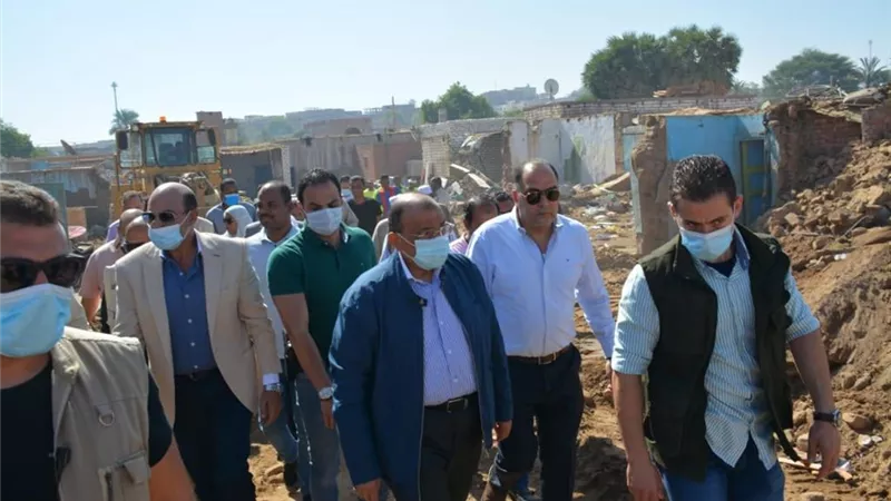 شعراوي للمتضررين من السيول بأسوان : توجيهات من الـرئيس