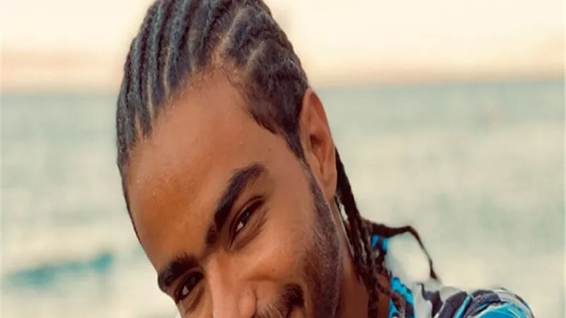 محمد حمد يشارك في مسرحية 