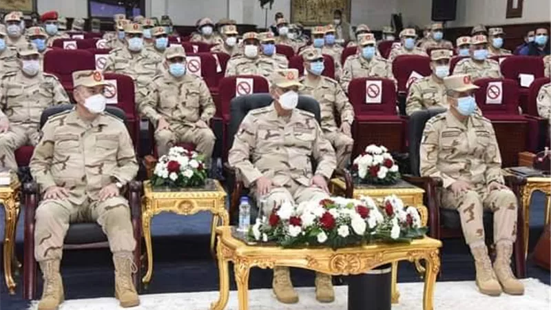 وزير الدفاع والإنتاج الحربى يشهد المرحلة الرئيسية لمشروع مراكز القيادة التعبوى 