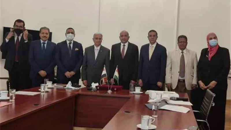 رئيس جامعة بنى سويف يلتقى السفير الهندى لبحث آليات التعاون العلمي المشترك