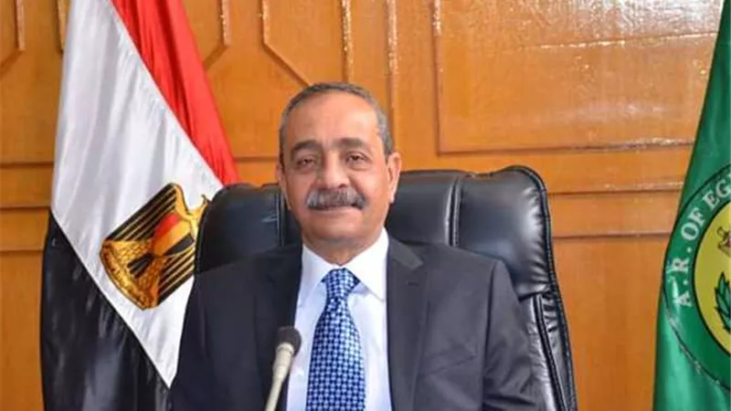 قبل مباراة الليلة.. محافظ الاسماعيلي يحفز الدراويش امام الزمالك