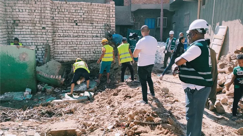 مصر الخير تبدأ في ترميم وبناء المنازل المتضررة بمحافظة أسوان