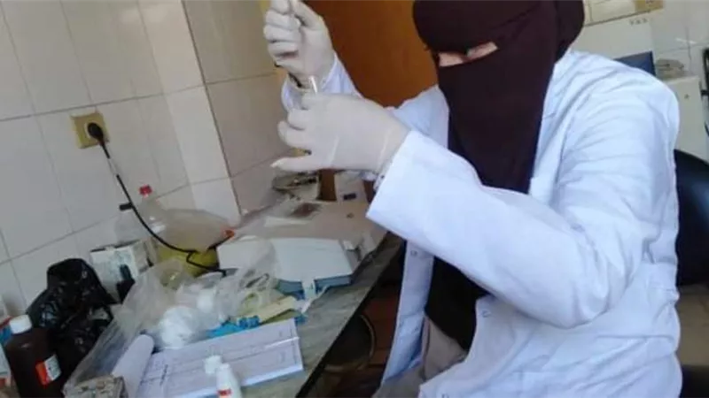 قافلة طبية تعالج 900 مواطنا بالعزبة المستجدة في سوهاج..صور