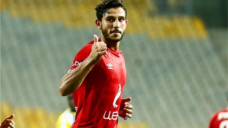 حمدى فتحى يتقدم بالهدف الأول للأهلى فى شباك المقاولون العرب