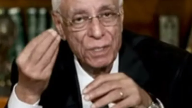 حسام موافي يكشف أسباب الاستيقاظ في منتصف الليل.. فيديو