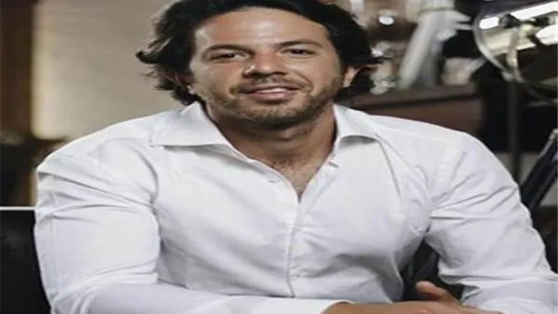 بعد دعمه لـ ساويرس: 