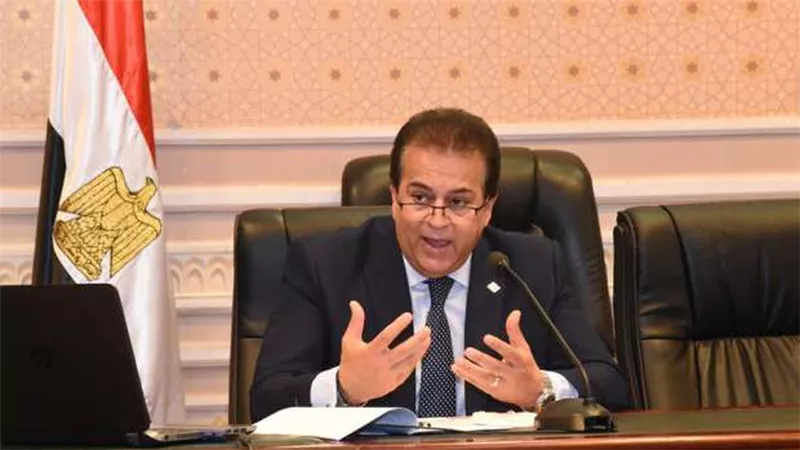 الصحة تعلن درجة الاستعداد القصوى بسبب حالة الطقس وإلغاء إجازات الأطقم الطبية.. فيديو