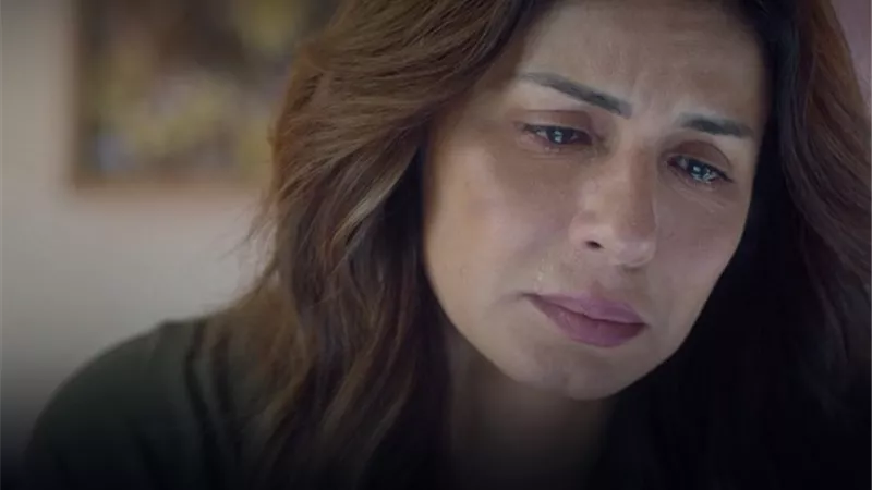 نجلاء بدر حائرة بين أزمات أبناءها ومشكلاتها بعد وفاة زوجها في