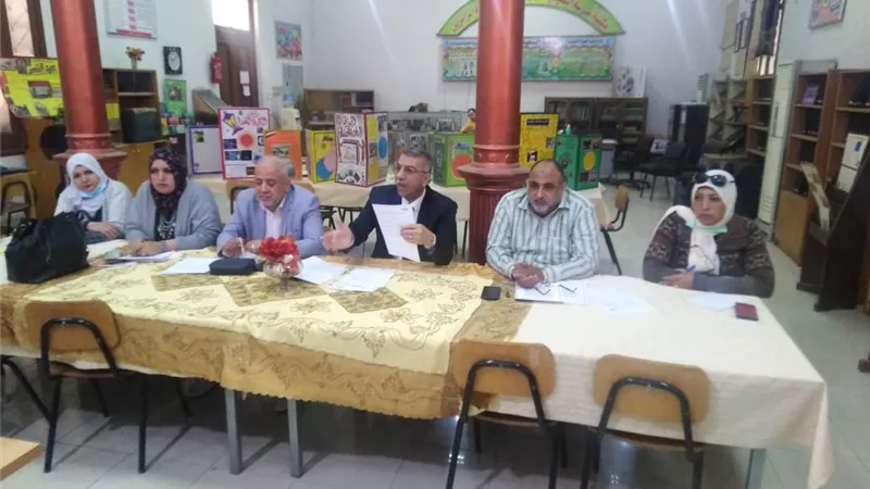 20 إدارة تعليمية فى اجتماع وكيل وزارة التعليم بالجيزه لبحث تجهيز ووضع امتحانات الصف الرابع الابتدائى