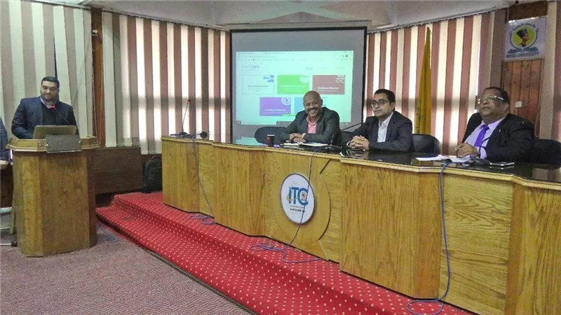 رئيس جامعة المنيا : تدريب 150 من كليات القطاع الطبى على الاختبارات الالكترونية