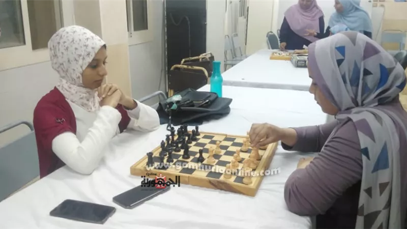 الفائزون فى مسابقة الشطرنج بالمدينة الجامعية بالغردقـة