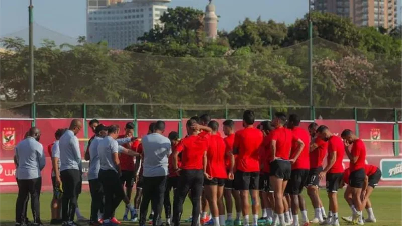 بالأسماء.. موسيمانى يستبعد 7 لاعبين من مواجهة الأهلى والمحلة بالدورى