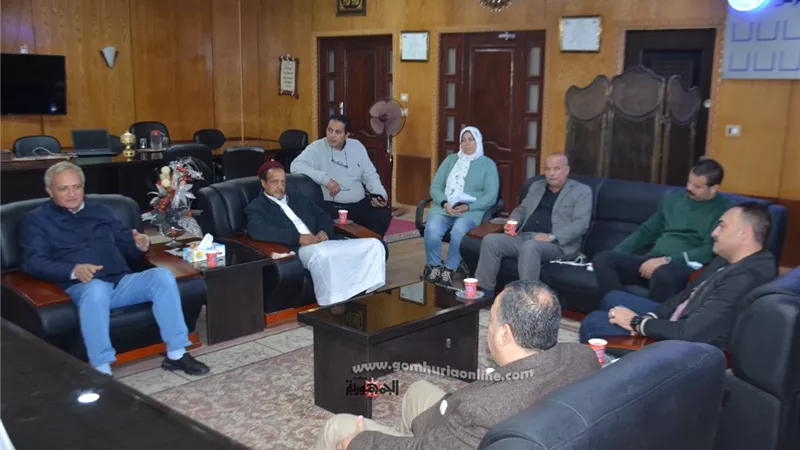 رئيس شركة مياه مطروح يلتقي مدير الامن