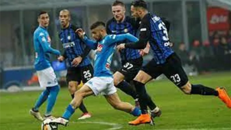 تشكيل انتر ميلان ونابولى فى لقاء اليوم بالدورى الايطالى