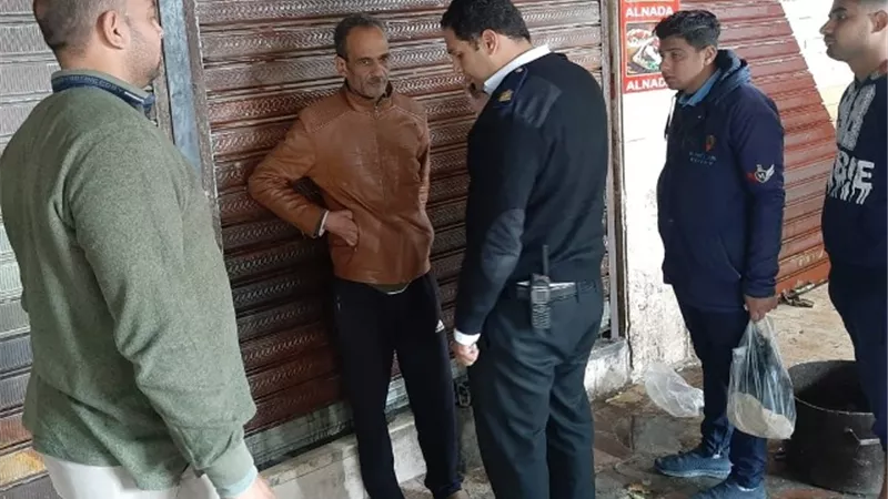 جهاز الشروق يشن حملة إشغالات ويحرر 16 محضر بالتعاون مع شرطة المرافق.. بالصور