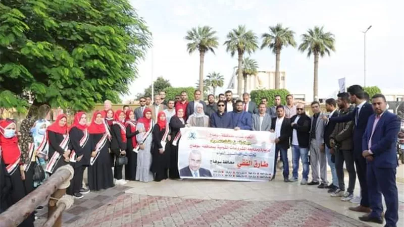 1000 شاب وفتاة زاروا مشروعات