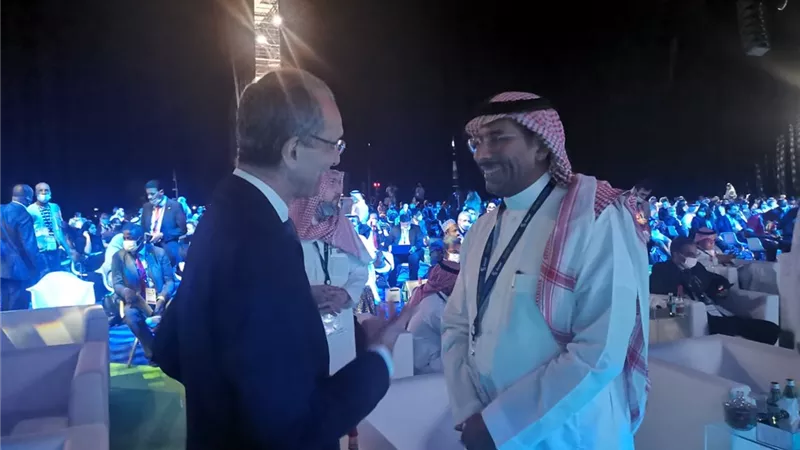 الاتصالات : توفير سرعات عالية للإنترنت بالقرى خلال السنوات الثلاث القادمة