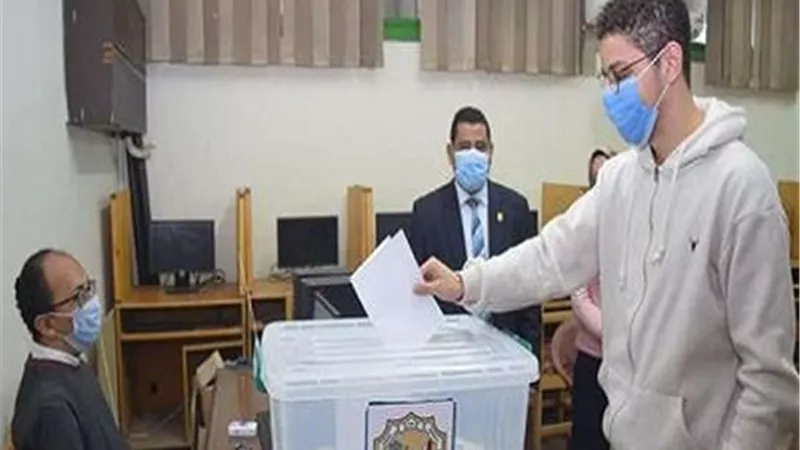 26793 طالباً وطالبة تقدموا للترشح بانتخابات الاتحادات الطلابية بالجامعات