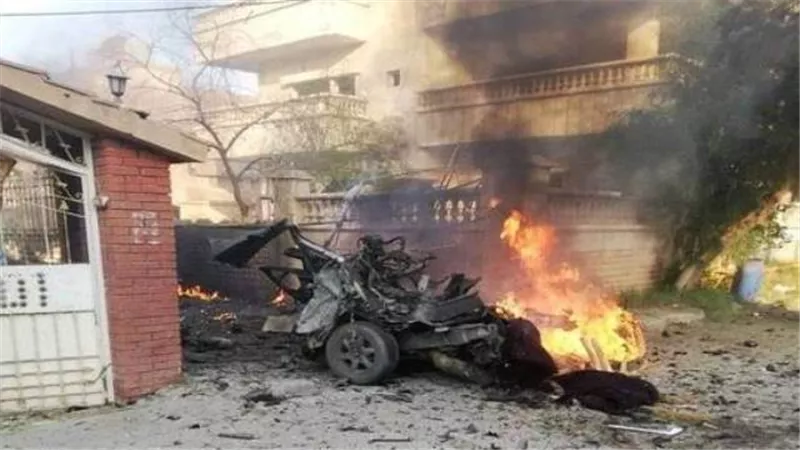 ارتفاع عدد ضحايا انفجار دير الزور إلى 7 قتلى و5 جرحى من الجيش السوري