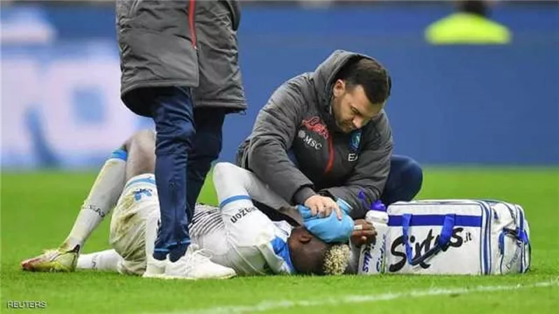 جراحة صعبة لنجم نابولي ومنتخب نيجيريا بعد