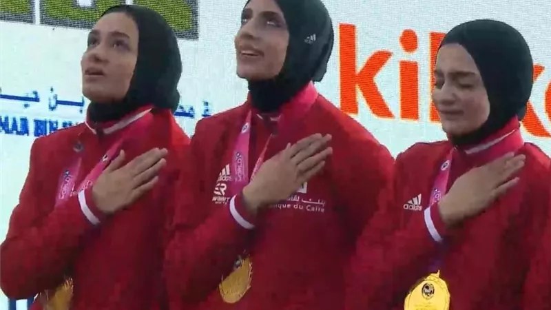 وزير الرياضة يهنىء منتخبى مصر لسيدات الكاراتيه والقومى لذوى القدرات