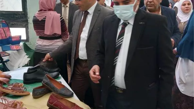 مستقبل الصناعات الجلدية بين المشاكل والحلول مؤتمر فى الاقتصاد المنزلى حلوان.. بالصور