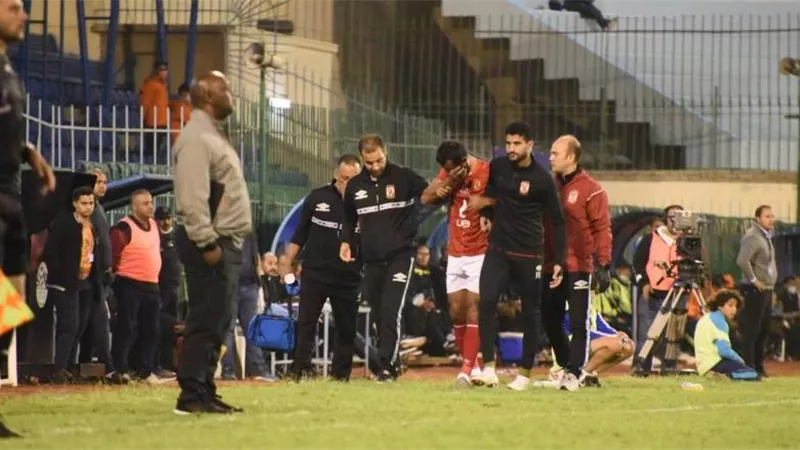 صدمة لجماهير الأهلى بسبب هذا الثنائى قبل مواجهة سموحة