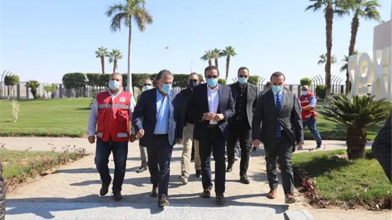 السبكى يستقبل وزير التعليم العالى لاستعدادات التأمين الطبى لاحتفالات الكباش فى الأقصر.. بالصور