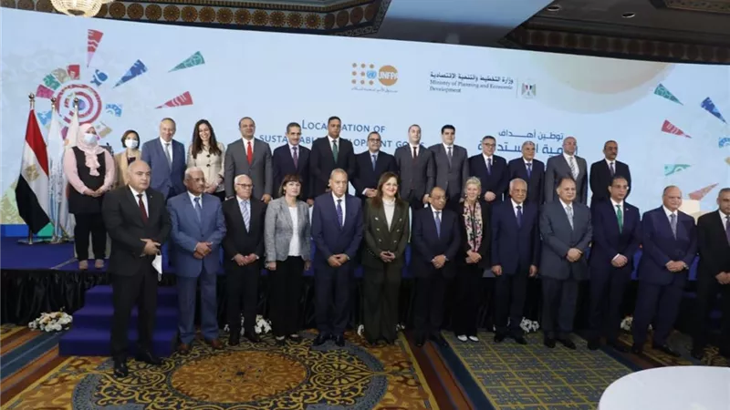 محافظ المنيا يشارك في فعالية إطلاق الإصدار الأول لتقارير توطين أهداف التنمية المستدامة