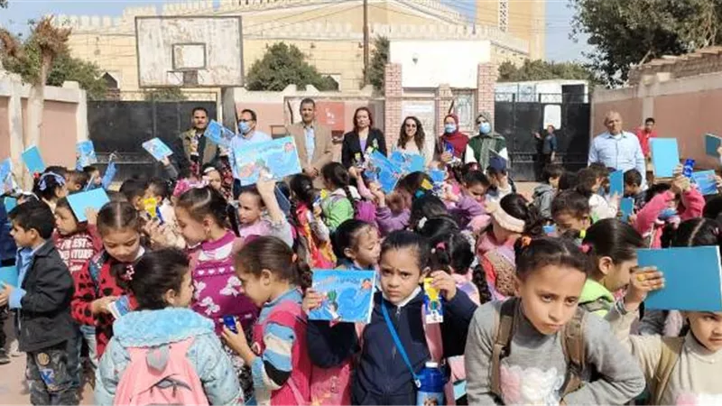 مياه المنيا : نشر رسائل التوعية بمبادرة حياة كريمة لـ 3000 طالب بمدارس مركز دير مواس