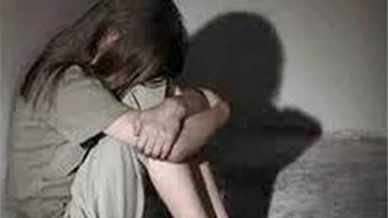 التحقيق مع سائق الهرم.. تحرش جنسيا بـ ابنتيه على مدار 6 سنوات