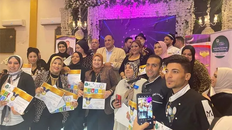 مهرجان ،،جينيس توب،، الاول للطهى والهندميد والميكب بنادى الطيران بالصور