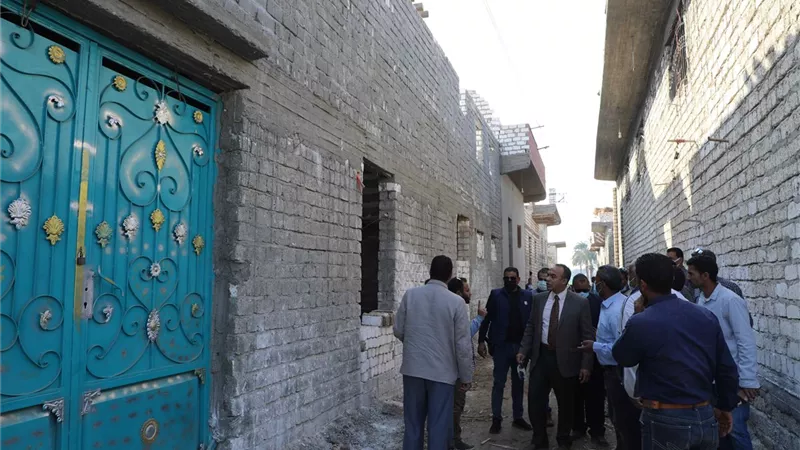 نائب محافظ المنيا يقود حملة لازالة تعديات البناء
