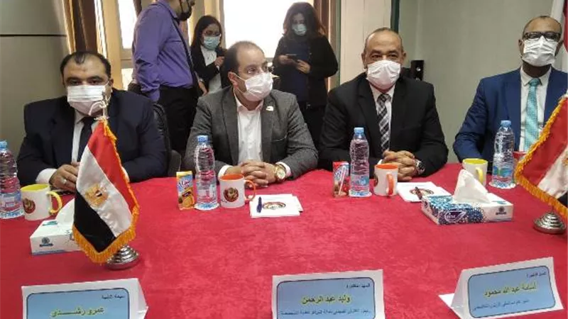 حزب مستقبل وطن يعقد مؤتمر للتوعية بإخطار الأمراض فى مستشفى الزيتون.. بالصور