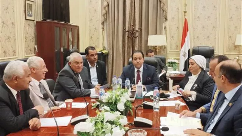 نقل النواب تناقش طلب احاطة بشأن مد خط مترو الانفاق من محطة شبر الخيمة الي مدينه قليوب