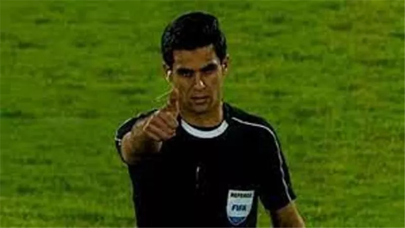 تعرف على طاقم تحكيم مباراة الزمالك وسيراميكا فى الدورى