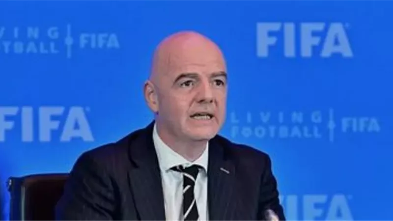 رئيس الاتحاد الدولى يفتتح مقر اتحاد الكرة الجديد..اليوم